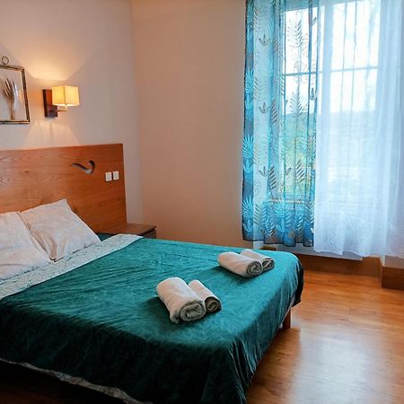 Auberge De Mourjou Bagian luar foto