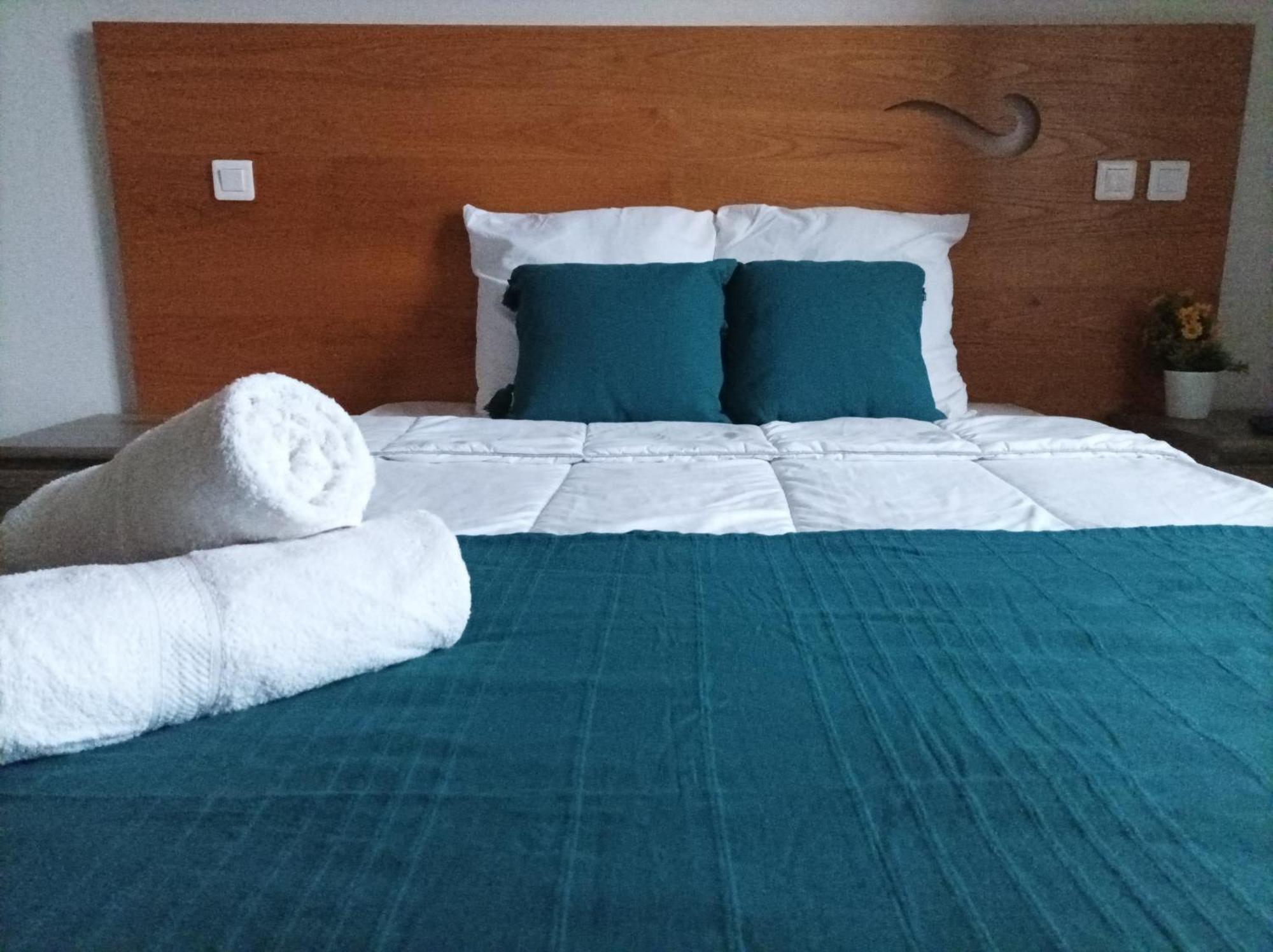 Auberge De Mourjou Bagian luar foto